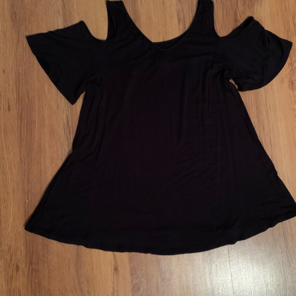 Top - Picture 2 of 2